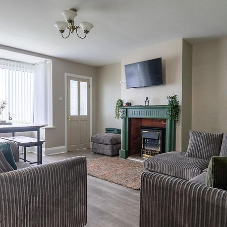 Beachfront Apartment - Ground Floor Apartment With Sea Views, Next To The Beach, Bridlington, North Yorkshire Bessingby Esterno foto